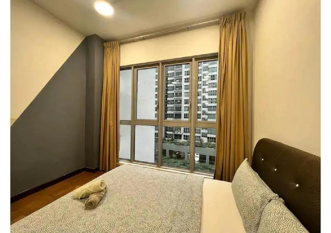 Lägenhet Regalia Residence And Suites By The Relaxstay Kuala Lumpur