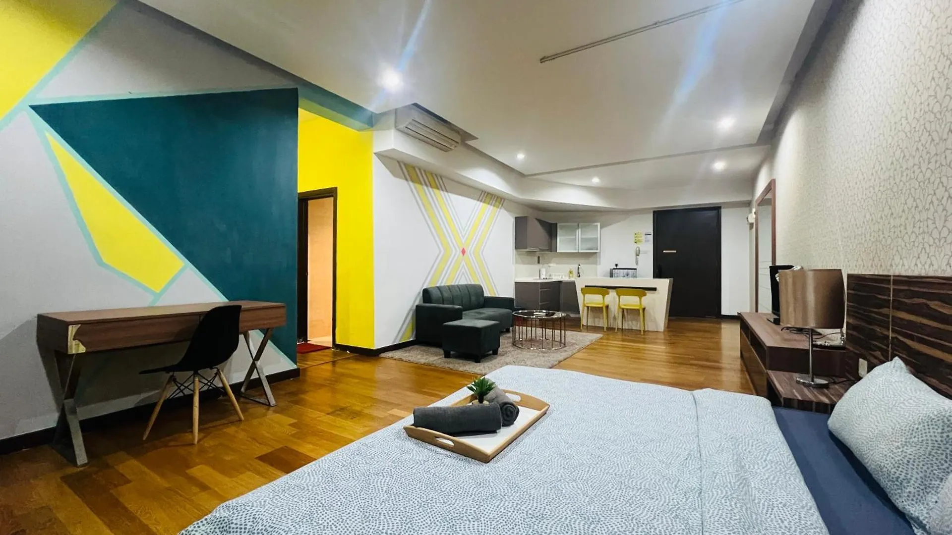 Regalia Residence And Suites By The Relaxstay Kuala Lumpur 0*,